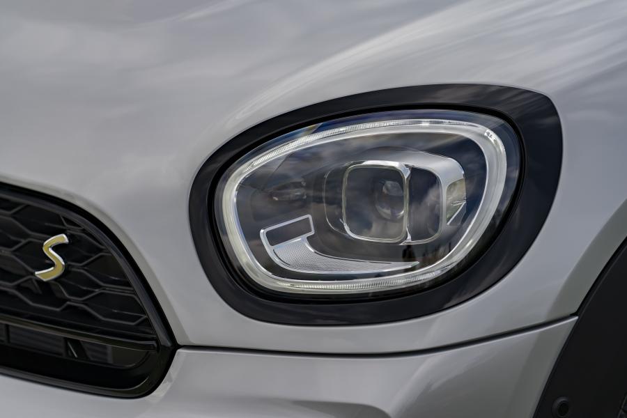 Детали экстерьера Mini Cooper SE Countryman ALL4 (F60) 2020 года  (WW) (фото 38 из 130)